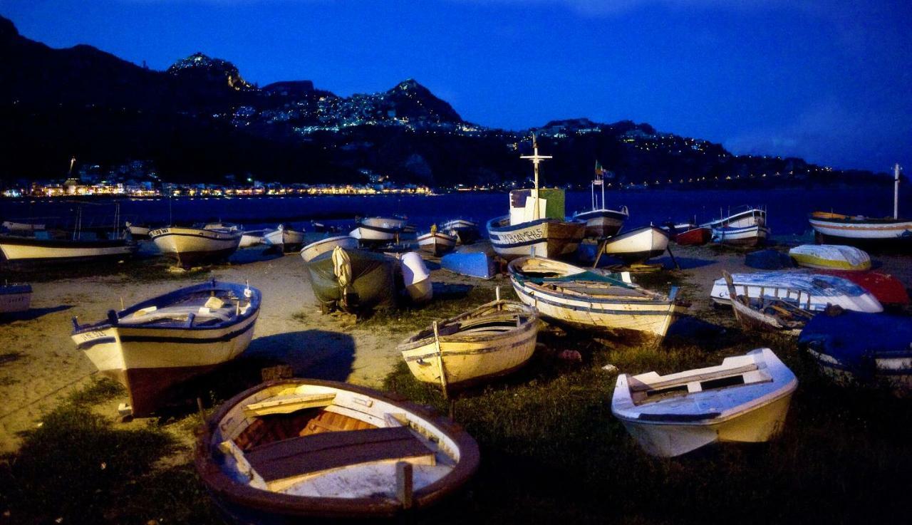 Taormina Holidays Giardini-Naxos Exterior foto